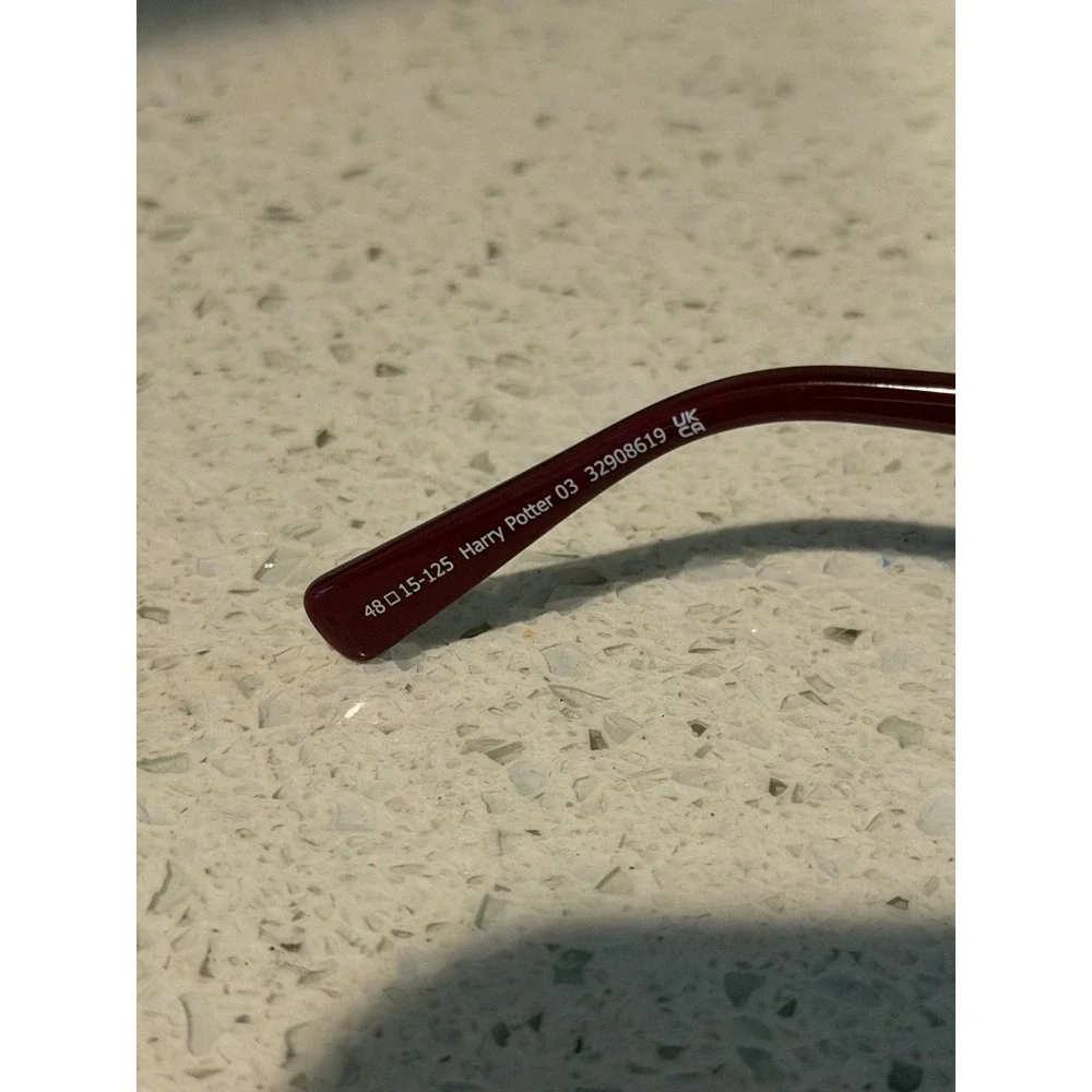 Specsavers Kids Harry Potter 03 Gryffindor Rectangle Glasses (32908619)